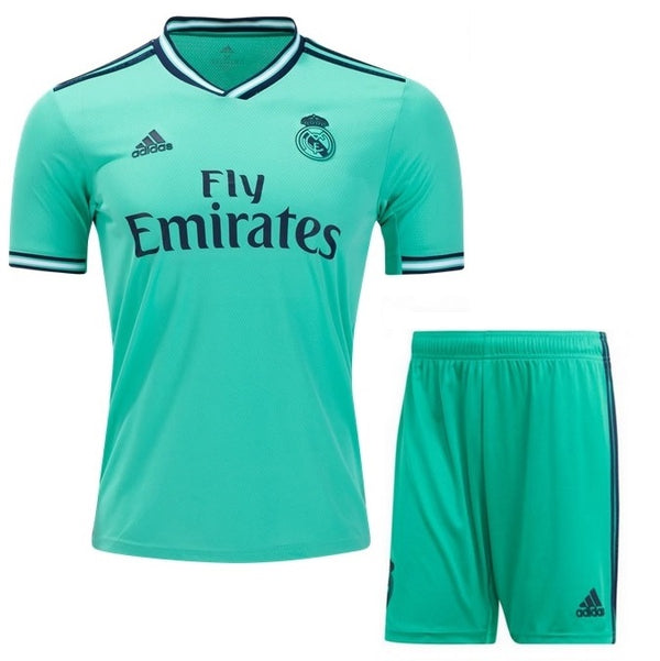 الطقم الكامل الثالث لريال مدريد 2019/2020